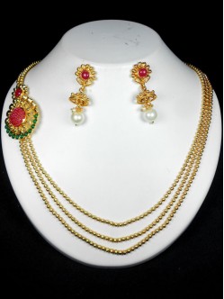 Exclusive Polki Set